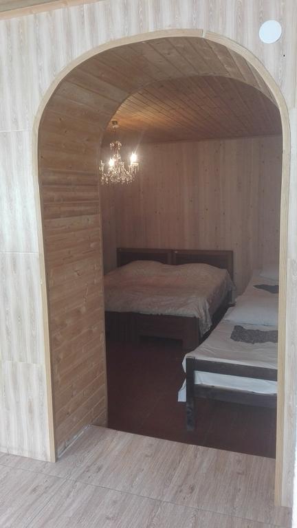 Guest House Sabauri Степанцмінда Екстер'єр фото